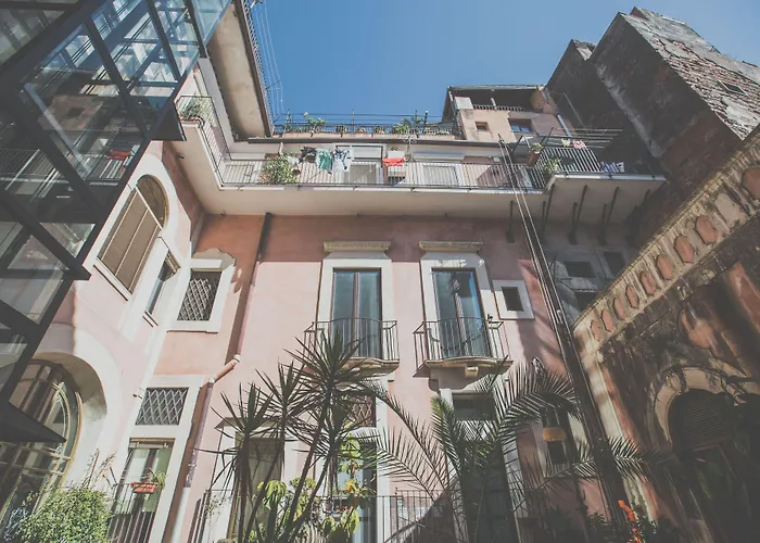 Palazzo Speciale Alojamento de Acomodação e Pequeno-almoço Catânia