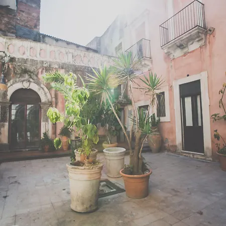 Palazzo Speciale Panzió Catania